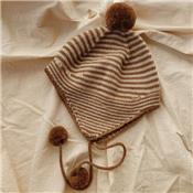 Bonnet en tricot Pompons - almond stripe