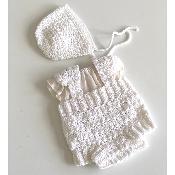 Mini tenue Baby Doll - Barboteuse, blouse et béguin blanc