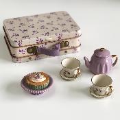 Afternoon Treat and Metal travel suitcase Maileg - Purple Madelaine