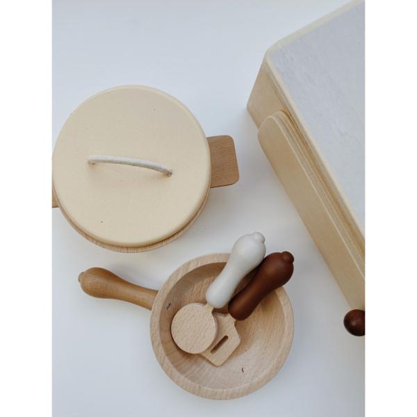 Pot et accessoires pour poupée - By Astrup - Les jouets en bois