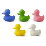 Petit canard de bain uni OLI & CAROL