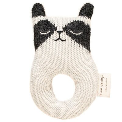 Hochet éveil bébé raton-laveur MAIN SAUVAGE l www.little-home.fr Jouet Naissance éveil Montessori gym