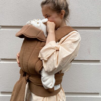 Porte bébé Unami - Almond KONGES SLOJD