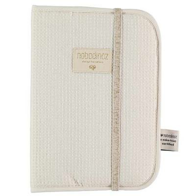 Protège carnet de santé Poema Coton BIO - Naturel NOBODINOZ l www.little-home.fr Naissance Maternité
