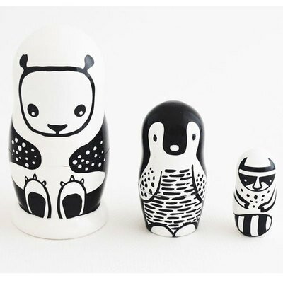 Poupées russes animaux WEE GALLERY l www.little-home.fr Jouets d'éveil en bois Montessori Panda Pingouin