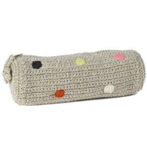 Trousse d'école en tricot crochet - or / pois ANNE-CLAIRE PETIT l www.little-home.fr Rentrée scolaire