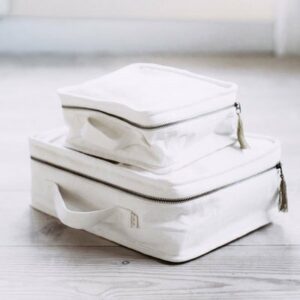 Valise coton organique blanc NUMERO 74 l www.little-home.fr Bagage Enfant Valise Maternité Rangement